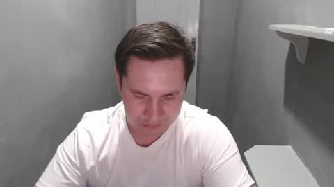 Snapshot of max_marlyn chatting on June 22, 7:33 pm Max Marlyn online show from June 22, 7:33 pm
