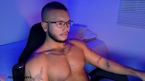 max_meyer online show from September 13, 10:53 pm