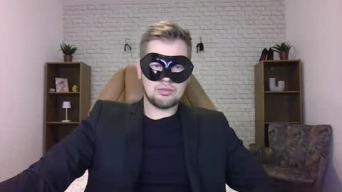 Max  Aliya online show from September 21, 9:00 am