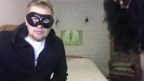 Max  Aliya online show from September 29, 7:35 am