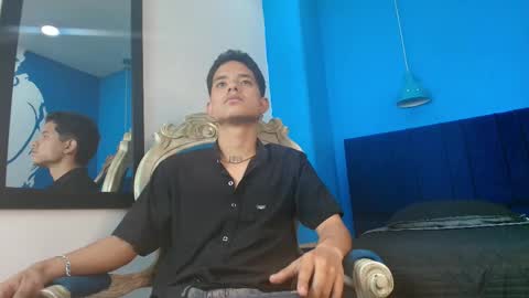 Snapshot of max_myerss chatting on March 27, 7:57 pm Max Myerss online show from March 27, 7:57 pm