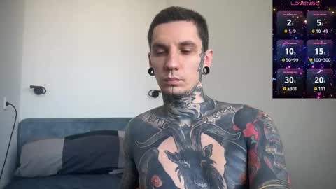 Snapshot of max_reaves chatting on February 10, 8:42 am    online show from February 10, 8:42 am