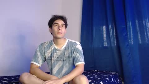 max_snow1616 online show from November 12, 7:03 pm