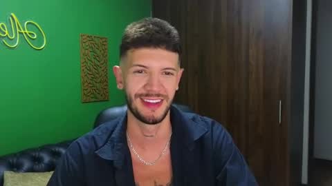 Max Taylor online show from December 25, 12:27 am