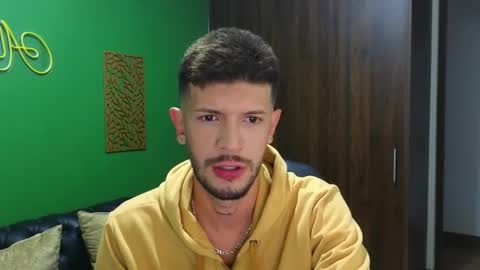 Max Taylor online show from December 26, 1:40 am