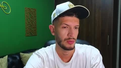 Max Taylor online show from December 27, 6:14 am