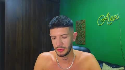 Max Taylor online show from December 30, 10:01 pm