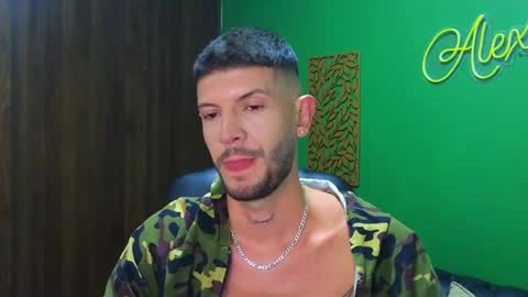 Max Taylor online show from December 31, 1:04 am