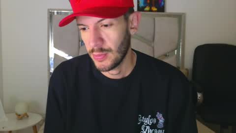 Snapshot of max_tayloor chatting on May 14, 4:08 am Max Taylor online show from May 14, 4:08 am