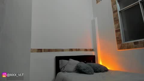 max_valiant1 online show from October 30, 8:05 am