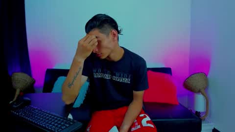 MAX     online show from September 30, 2:00 pm