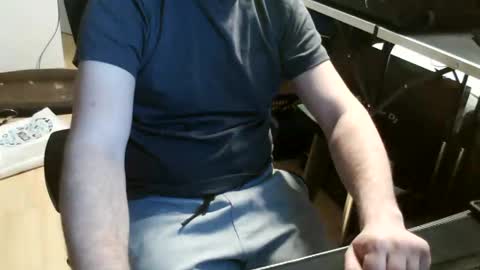 maxboner94 online show from January 20, 9:35 am