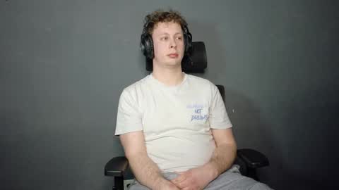 maxboner94 online show from February 26, 5:01 pm