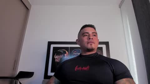 Snapshot of maxcarther chatting on August 2, 6:39 pm Maxcarther online show from August 2, 6:39 pm