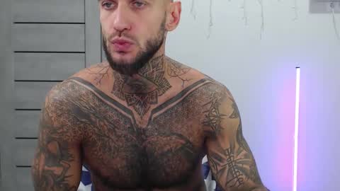 Maximus Fox online show from October 1, 6:52 am