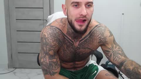 Maximus Fox online show from November 26, 4:57 am