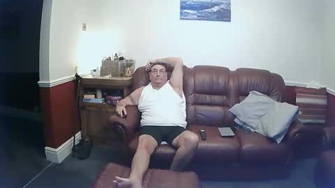 MAX online show from January 18, 8:51 pm