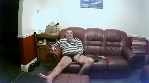 MAX online show from January 25, 1:10 am