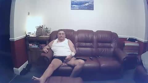 MAX online show from February 7, 1:47 am