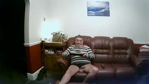 MAX online show from February 7, 9:48 pm