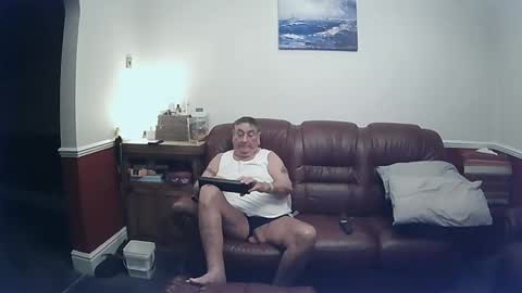 MAX online show from February 11, 11:54 pm