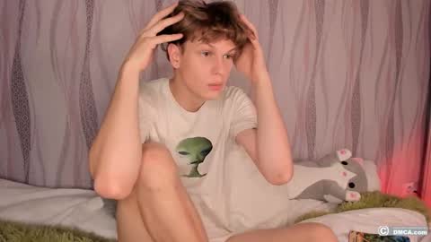 maxim burn online show from October 3, 8:06 pm