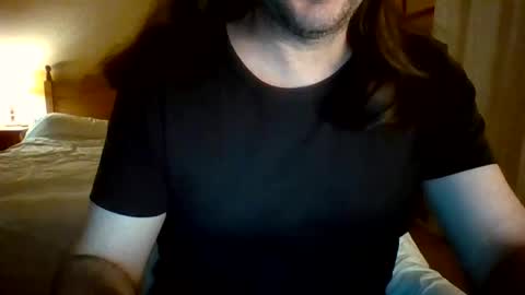 Snapshot of maxim_moment chatting on April 22, 10:33 pm Maxim online show from April 22, 10:33 pm