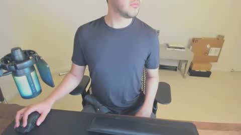 Snapshot of maximal91 chatting on December 8, 10:47 pm maximal91 online show from December 8, 10:47 pm