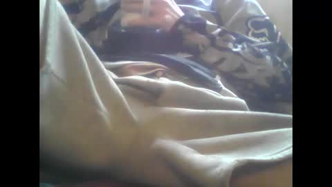 Snapshot of maxime2401 chatting on January 28, 9:08 am Maxime online show from January 28, 9:08 am