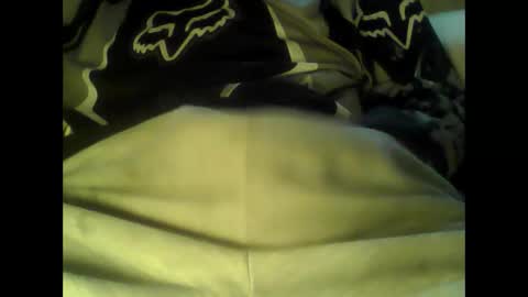 Snapshot of maxime2401 chatting on January 31, 7:18 am Maxime online show from January 31, 7:18 am