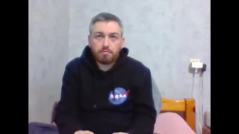 Maxime online show from December 5, 9:06 pm