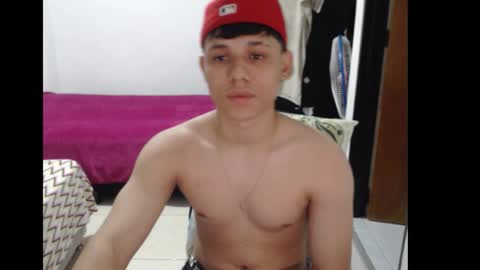 maximiliano_0423 online show from March 2, 2:03 am