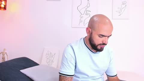 M A X I M O online show from October 19, 11:49 pm