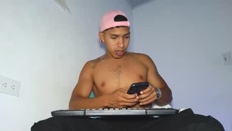 Maximo Aron Vega online show from March 19, 8:35 pm