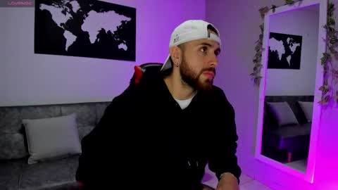 Maximo Wolf online show from December 22, 7:55 pm