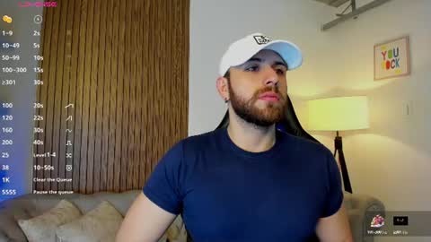 Snapshot of maximo_wolf1 chatting on July 4, 9:10 pm Maximo Wolf online show from July 4, 9:10 pm