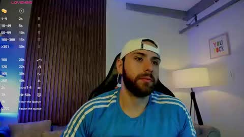 Snapshot of maximo_wolf1 chatting on July 11, 8:33 pm Maximo Wolf online show from July 11, 8:33 pm