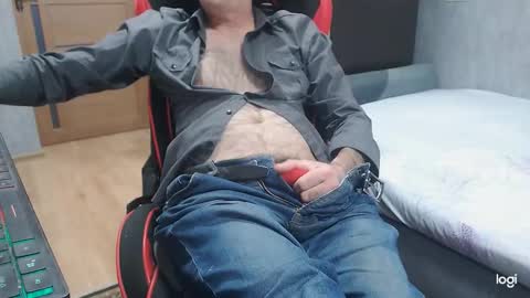 maximus3334 online show from November 19, 2:28 pm