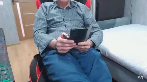 maximus3334 online show from March 24, 10:53 am