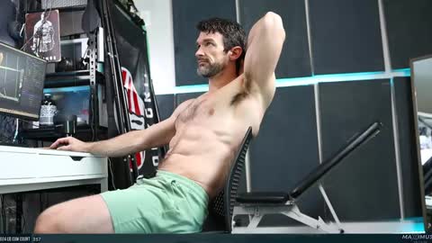 Snapshot of maximus_787 chatting on March 2, 6:08 pm Maximus7871 online show from March 2, 6:08 pm