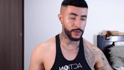 Independent Model online show from February 19, 2:44 am