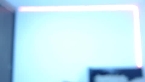 Independent Model online show from December 17, 3:23 am