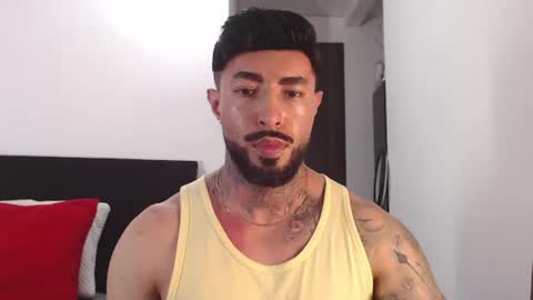 Snapshot of maximus_golden chatting on June 18, 4:57 am Independent Model online show from June 18, 4:57 am
