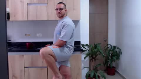 maximus online show from March 1, 7:38 pm