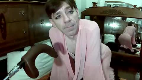 Snapshot of maxjr8008 chatting on February 15, 7:05 am maxjr8008 online show from February 15, 7:05 am