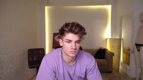 MaxKaiden online show from February 18, 10:38 am