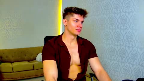 MaxKaiden online show from February 11, 6:18 am