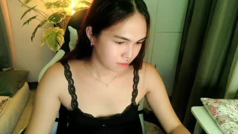 Snapshot of maxpaynx_ chatting on July 21, 12:51 pm Sol online show from July 21, 12:51 pm