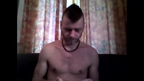 MaxTheWolf online show from December 3, 8:07 pm