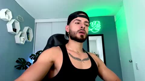 Maxi online show from November 15, 9:43 pm